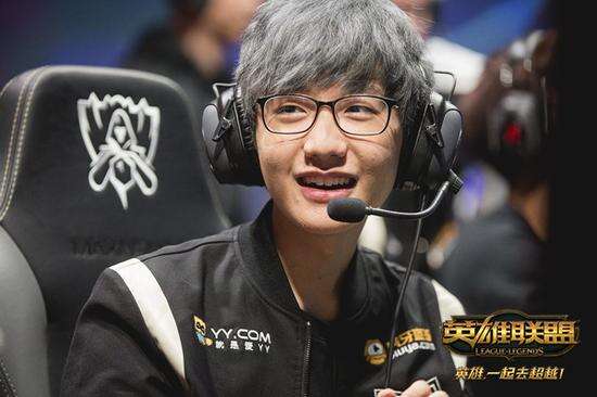 洞让他们丢 洞让他们丢