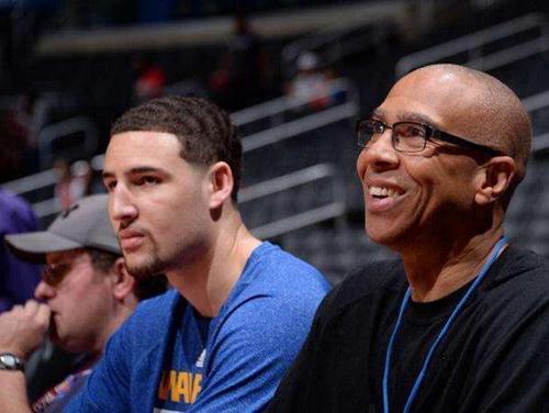 牺牲飞球与 牺牲飞球与